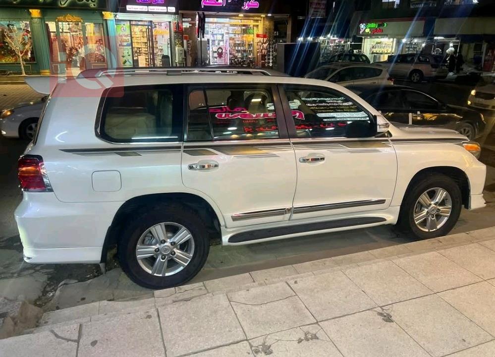 تويوتا لاندكروزر